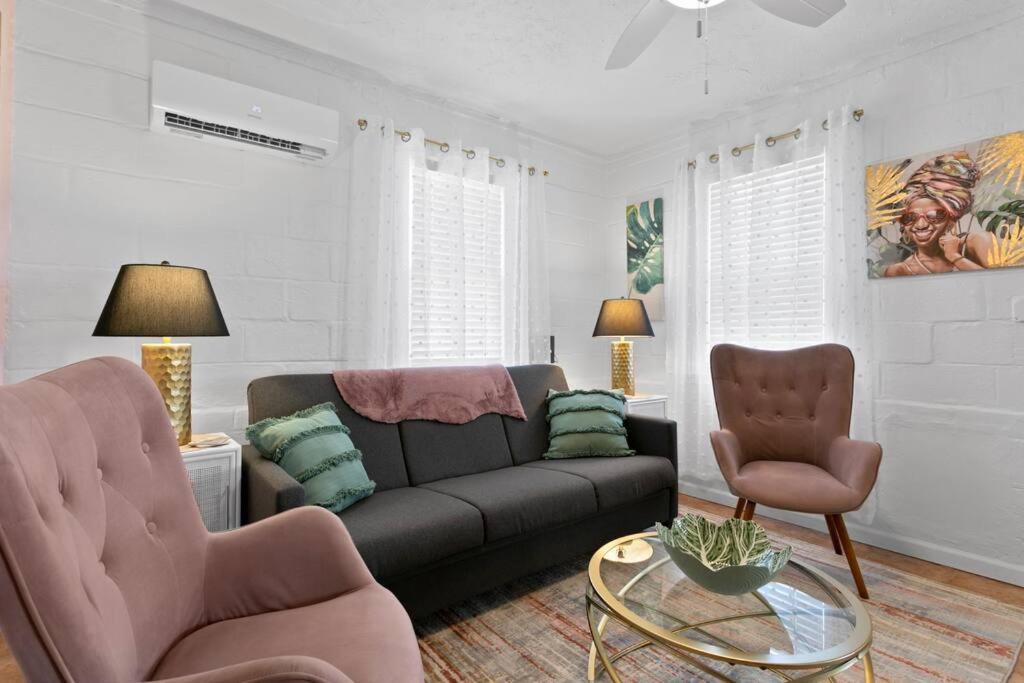 The Pink Oasis Waterfront 1 Bed Apt Apartment Tampa Exterior foto